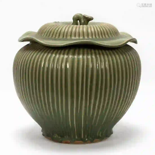 CHINESE CELADON LOTUS FORM LIDDED JAR