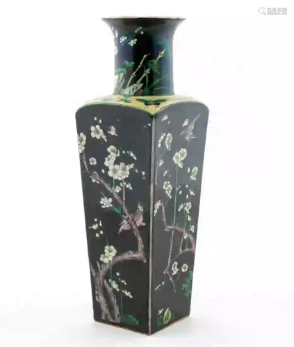 CHINESE FAMILLE NOIR SQUARE VASE, WHITE FLOWERS