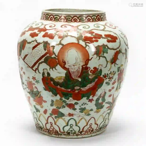 CHINESE MING STYLE WUCAI FIGURAL MOTIF JAR