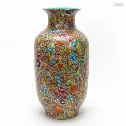 CHINESE PORCELAIN FAMILLE ROSE MILLEFIORI VASE