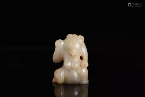 A Carved Jade Bear Figure Hand Dynasty