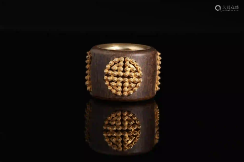 An Agarwood Gold Inlay Longevity Thumb Ring Qing
