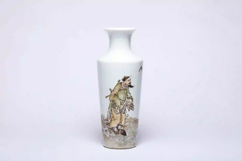 A Figural Famille Rose Vase with Wang Qi Mark