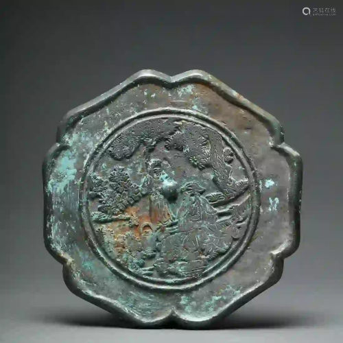 A Lobed Figural Soried Bronze Mirror Song Dynasty