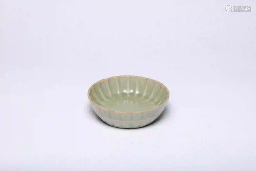 A Longquan Celadon Lobed Washer Southern Song
