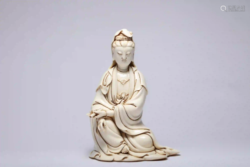 A Dehua Figure of Guanyin Bodhisattva Qing Dynasty
