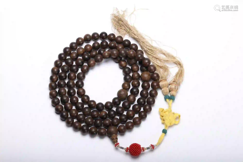 An Agarwood Prayer Beads Qing Dynasty