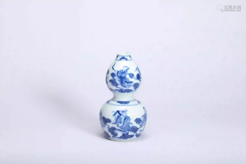 A Figural Blue and White Double Gourd Vase with