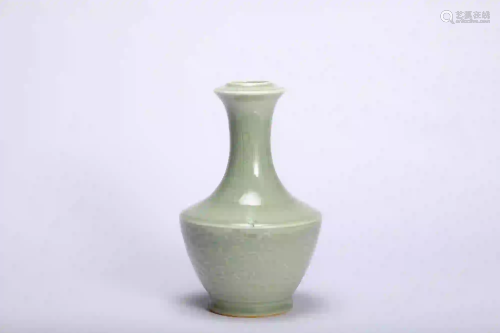 A Carved Celadon Vase with Yongzheng Mark