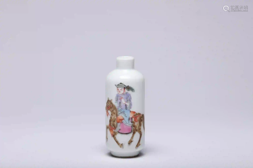 A Famille Rose Figural Snuffle Bottle Qing Dynasty