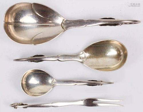 4 pcs. Georg Jensen Leaf and Berry Flatware