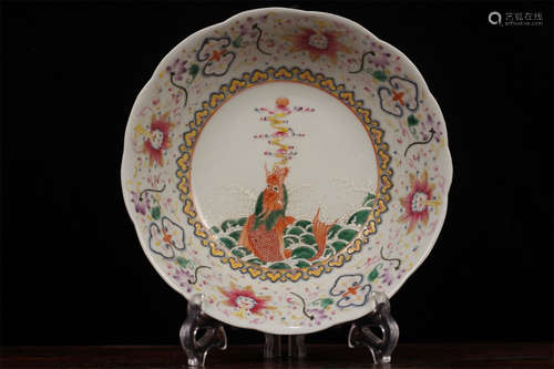 A Chinese Famille-Rose Porcelain Plate