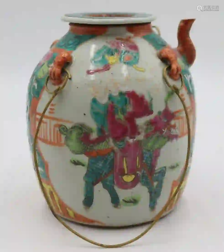 Chinese Famille Rose Porcelain T Pot