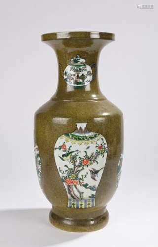 Republic of China porcelain vase, with a speckled green ground and enamel foliate painted panels
