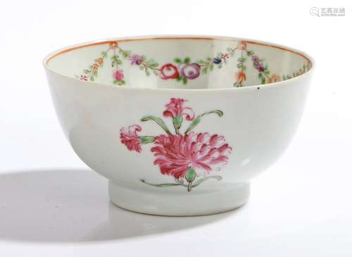 Chinese famille rose porcelain bowl, with interior foliate swag decoration, 11cm diameter