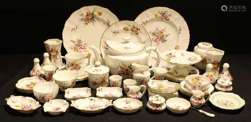 A Royal Crown Derby Posie pattern teapot, pedestal bon-bon dish, ginger jar and cover, pair of