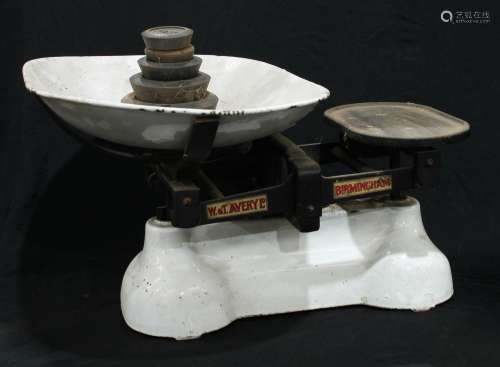 Kitchenalia - a set of W&T Avery Birmingham cast iron and enamel scales with various weights