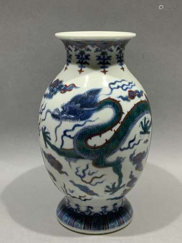 Colorful dragon vase