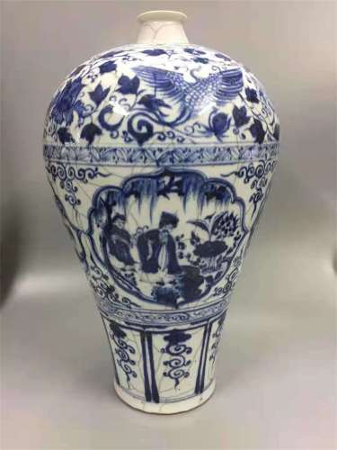 A YUAN DYNASTY MEI VASE WITH BLUE AND WHITE FLOWERS