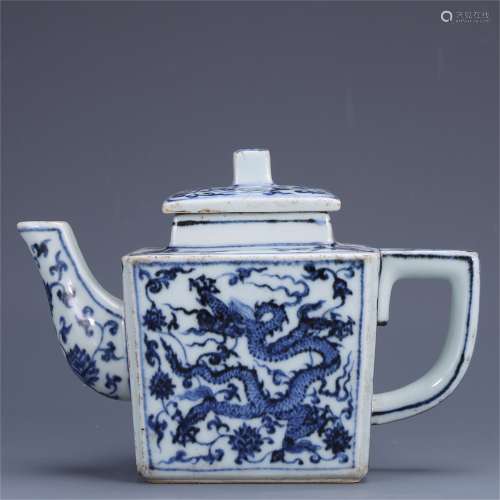 Blue and white dragon pattern teapot