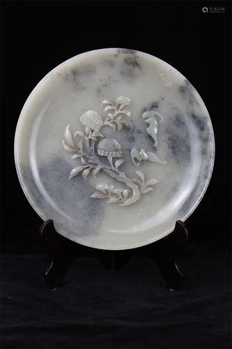 Hetian jade plate decorated with flowers