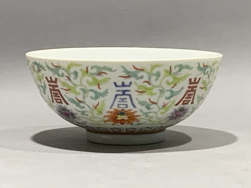 Pastel flower bowl decorated with Shouzi