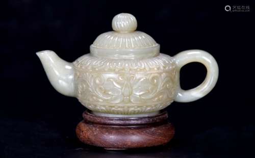 和田青玉茶壶