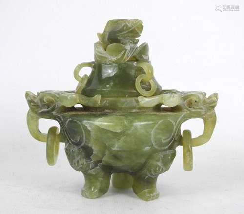 CHINE : Brule parfum en pierre dure sculptée à déc…