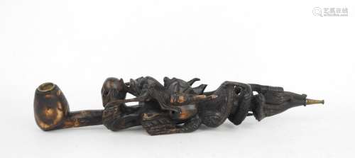 CHINE : Pipe à opium en bois sculpté représentant …