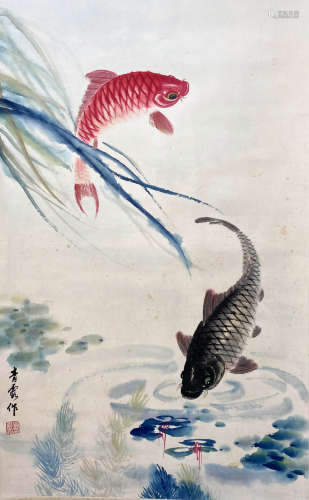 A CHINESE FISH HANGING SCROLL PAINTING WU QINGXIA MARK
