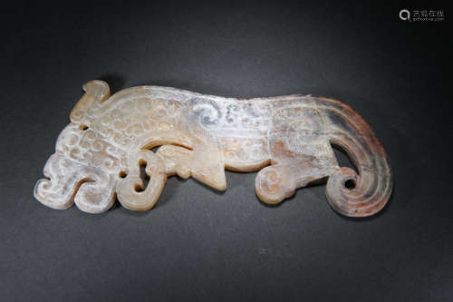 A TIGER SHAPED JADE PENDANT