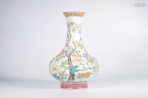 A FAMILLE ROSE FLOWER PORCELAIN VASE