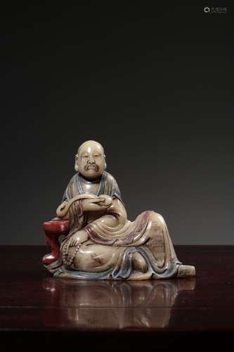 CHINESE BUDDHA STATUE