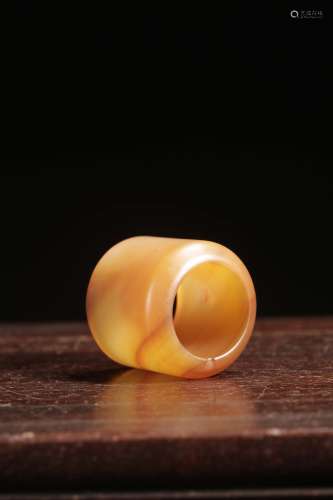 CHINESE AGATE RING