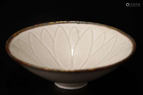 CHINESE DING WARE BOWL