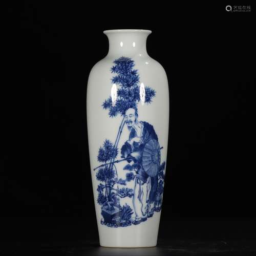 CHINESE BLUE & WHITE VASE