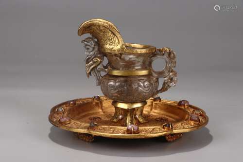 CHINESE GILT CUP AND PLATE SET