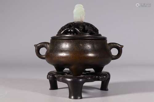 CHINESE BRONZE TRIPOD CENSER