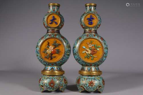 CHINESE PAIR OF ENAMEL GLAZED VASE, QIANLONG MARK