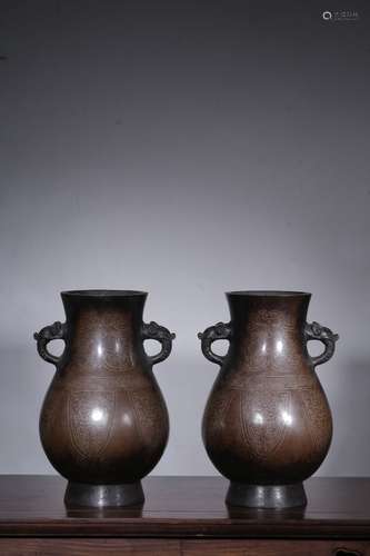 CHINESE BRONZE VASE SET