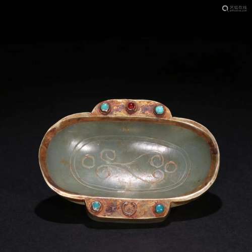 A White Jade Gilt Sikver Vessel