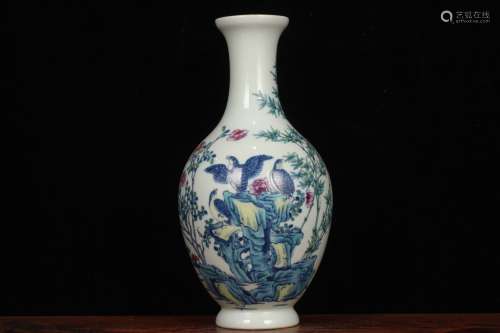 A Porcelain Blue&White Doucai Vase