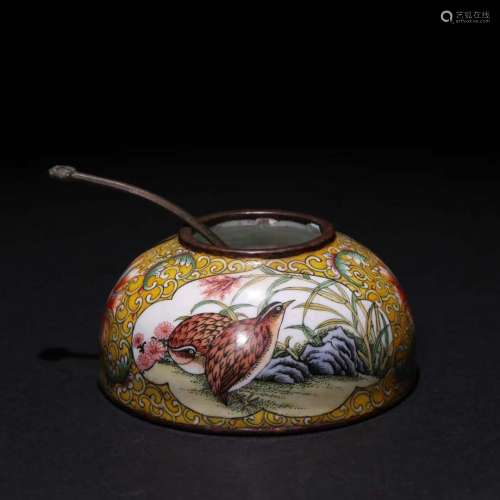 Set Of Cloisonne Floral Pattern Washer And Spoon