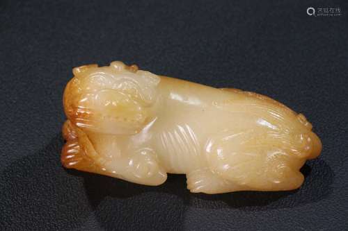 A Hetian Jade Beast Carved Handpiece