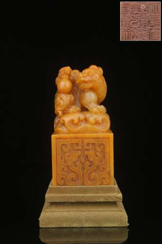 A Tianhuang Stone Beast Carved Seal