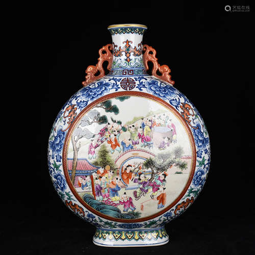 A DOUCAI FAMILLE ROSE FIGURES TWIN EAR OBLATE PORCELAIN VASE