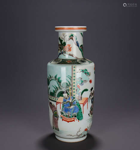 A FAMILLE VERTE FIGURES PORCELAIN ROULEAU VASE