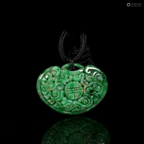 A JADEITE CARVED RUYI LOCK SHAPED PENDANT