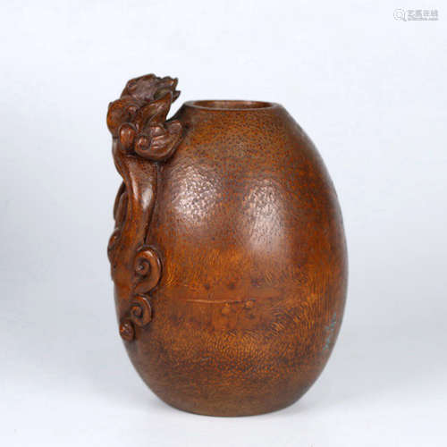 A BAMBOO CARVED CHI DRAGON HANDLE JAR