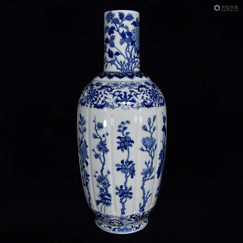 A BLUE WHITE FLORAL PORCELAIN VASE